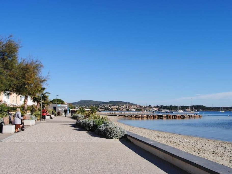 Grande Villa Neuve Avec Piscine Pres Mer Et Sete Balaruc-les-Bains Exterior foto